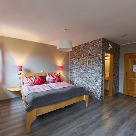Landhotel Brauner Hirsch Kammerforst Екстер'єр фото