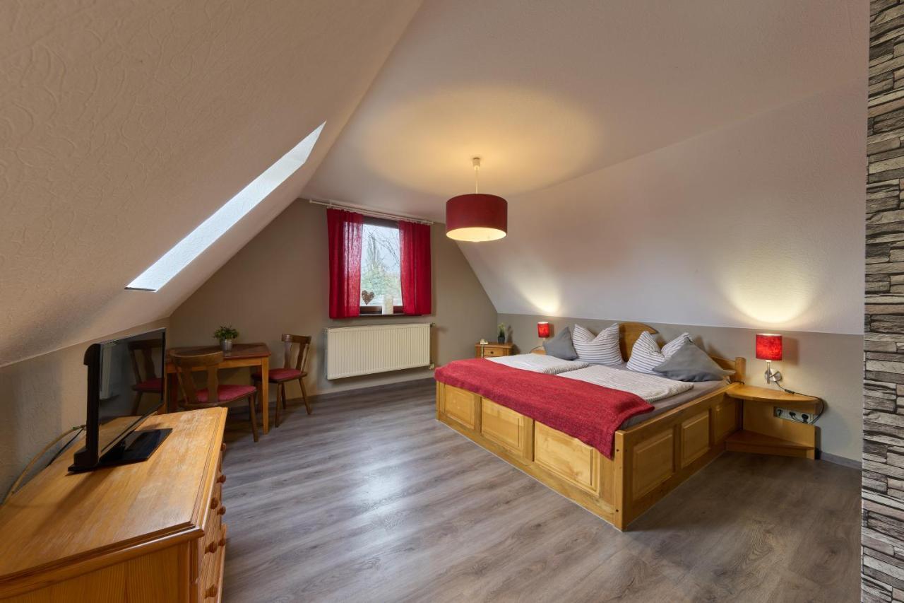 Landhotel Brauner Hirsch Kammerforst Екстер'єр фото