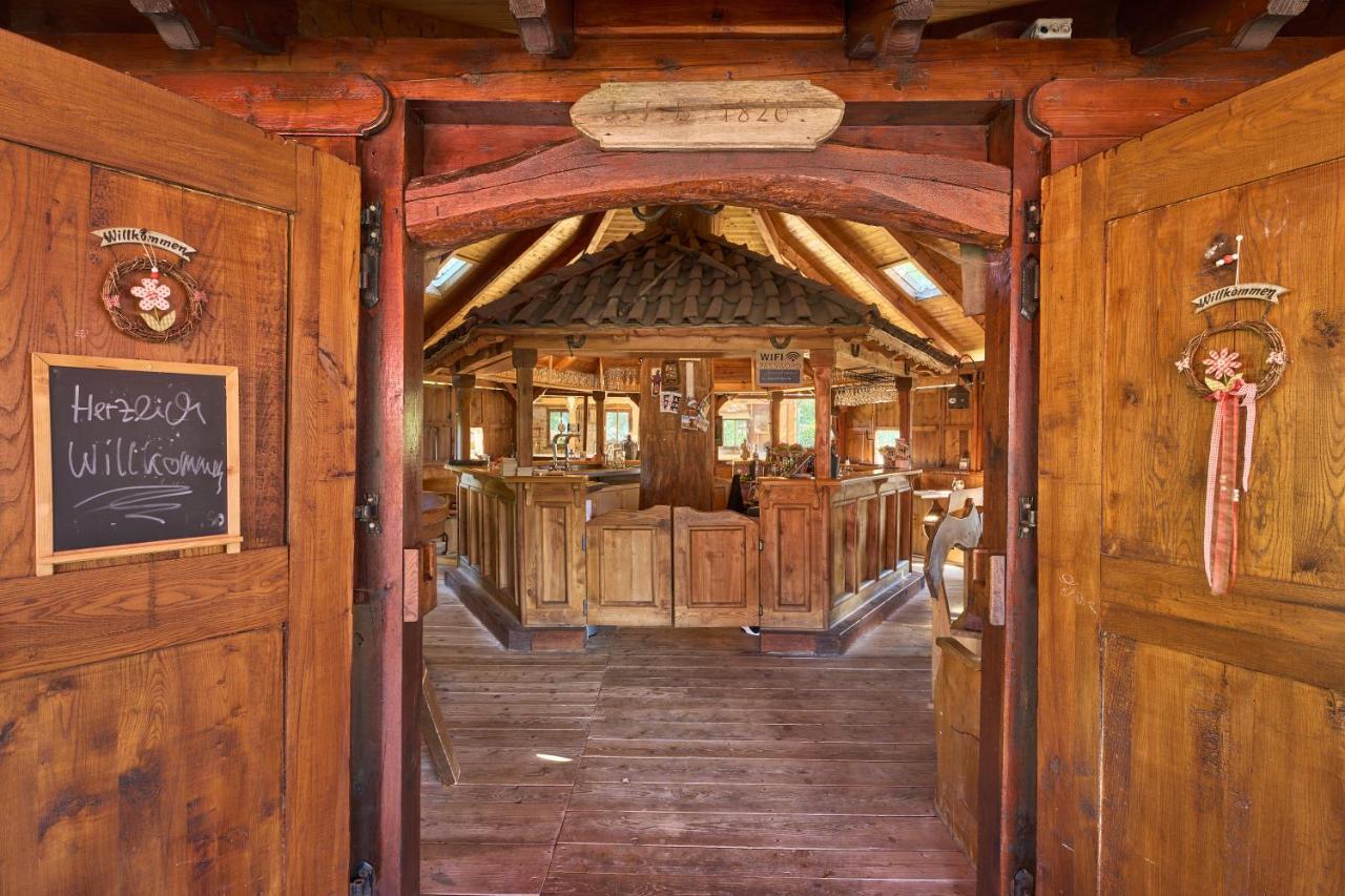 Landhotel Brauner Hirsch Kammerforst Екстер'єр фото